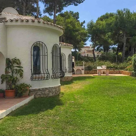 La Paz Villa *