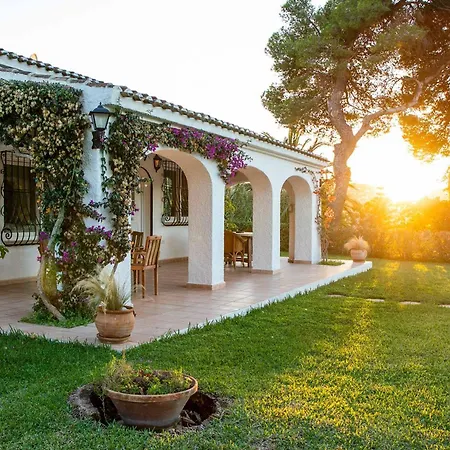 La Paz Villa *